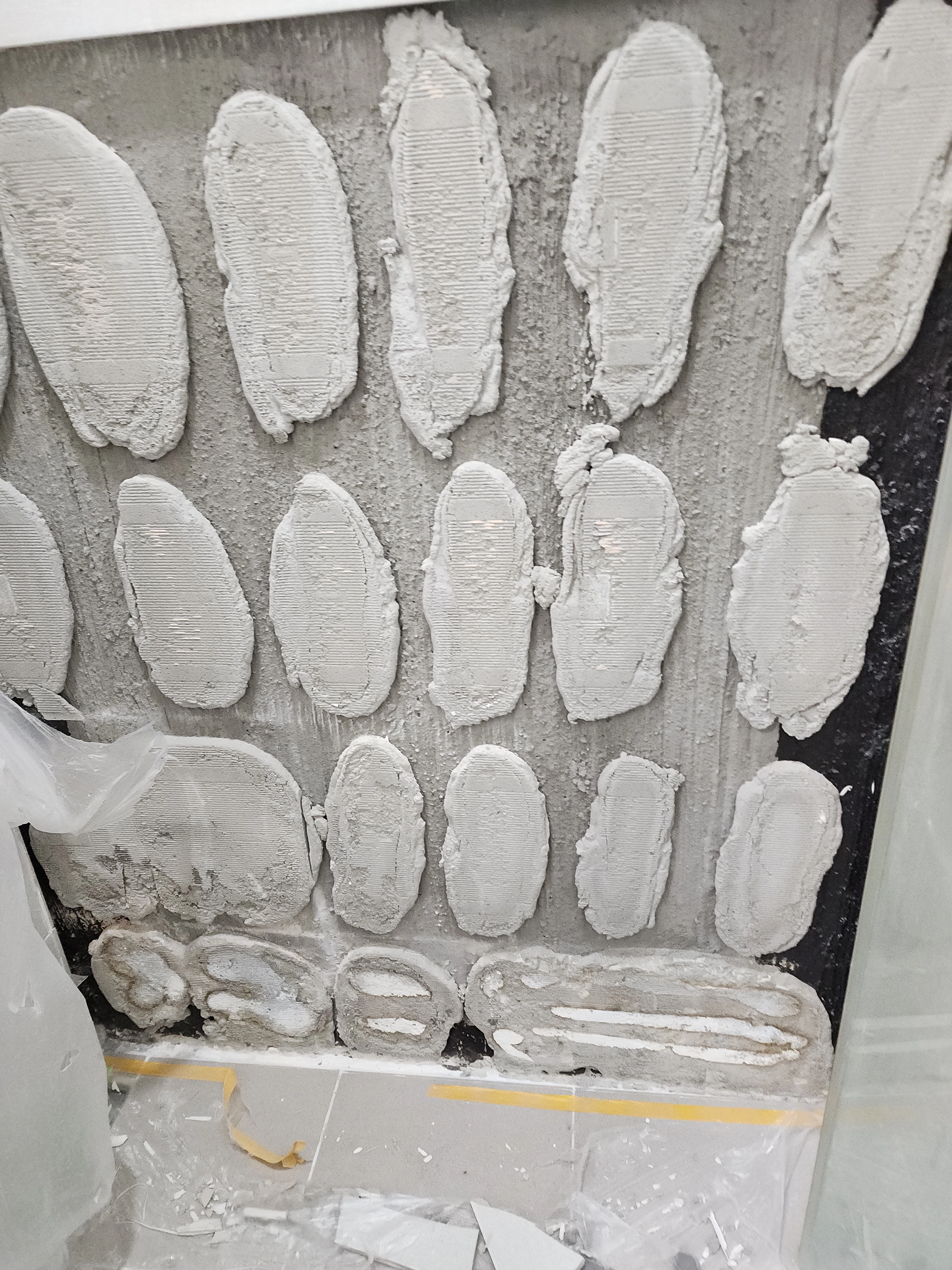 베란다 타일 재접착 후